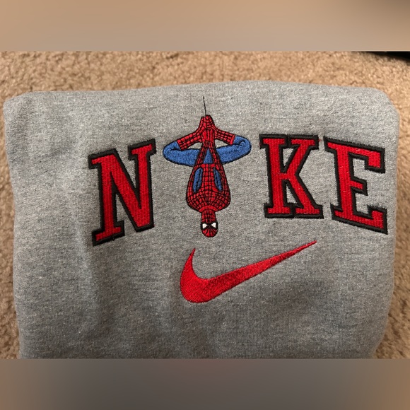 Spider-Man Custom Embroidered Crewneck - Picture 4 of 8